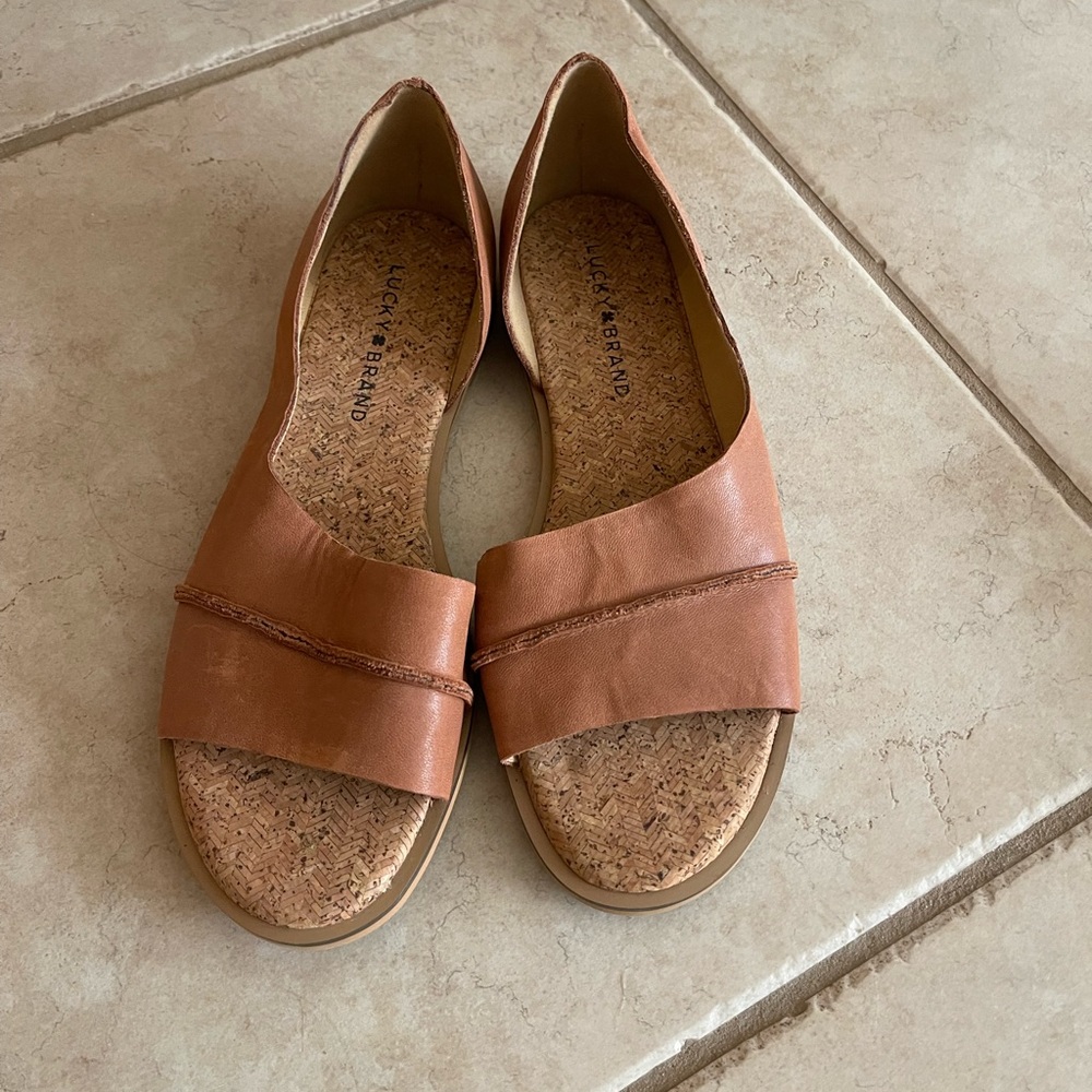 Lucky brand flats